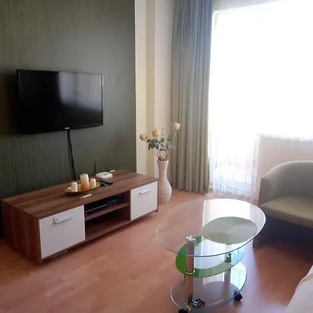 Splendid Sunny Seasons Апартамент Бяла